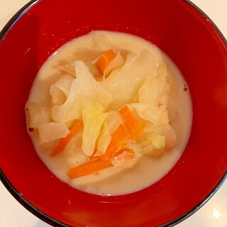 キャベツたっぷり豆乳スープ